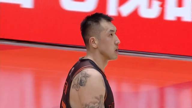 山东男篮出局，上海男篮晋级半决赛，外援0分，陈林坚21分尽力了